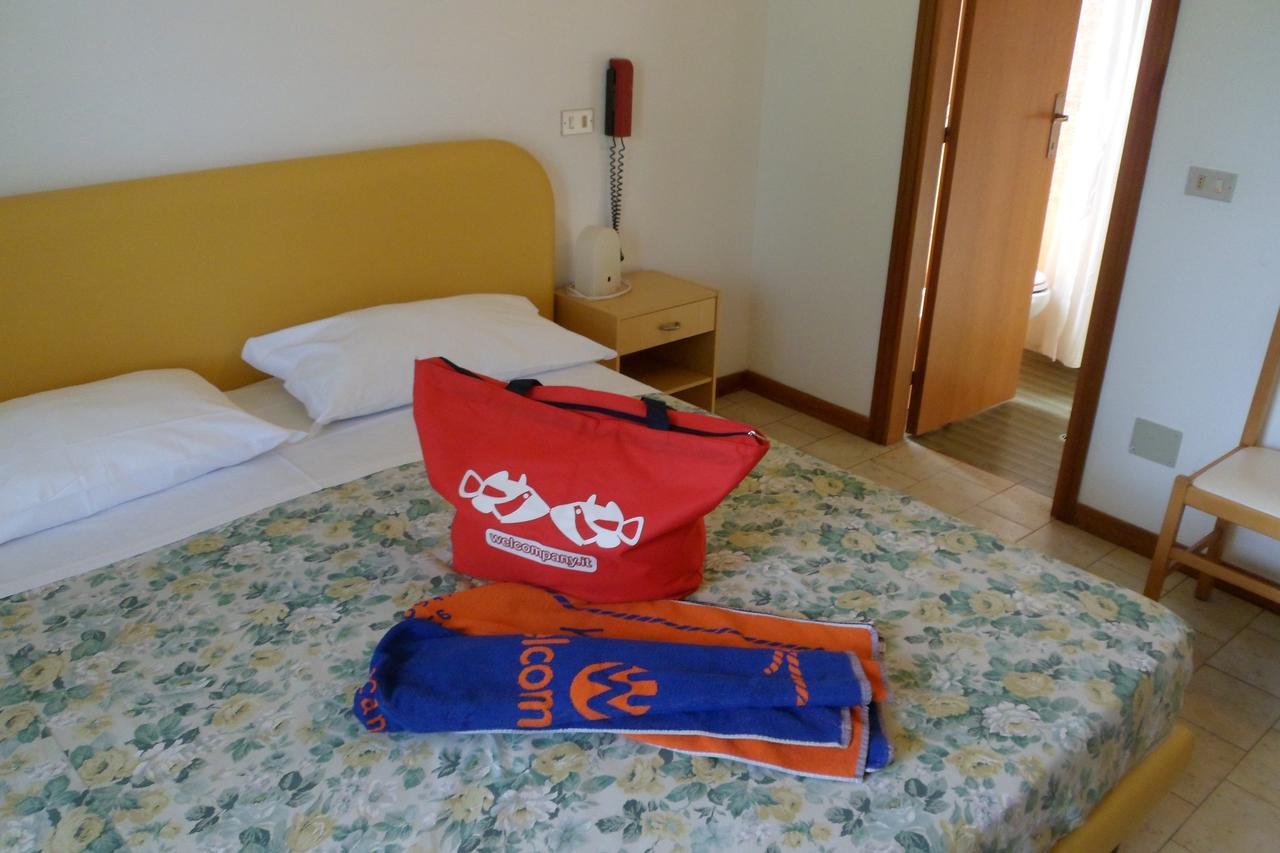 B&B Domus Mea تْشيزيناتيكو المظهر الخارجي الصورة